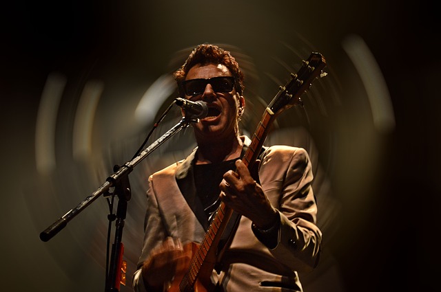 芸能人に襲われる