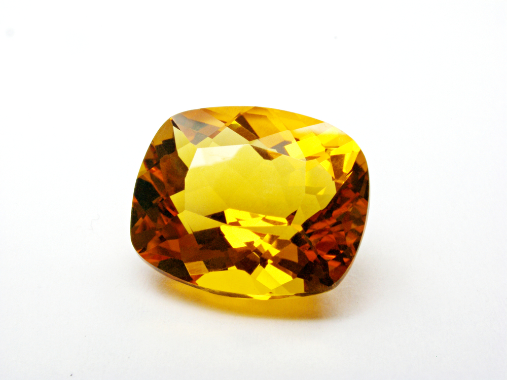 1月3日の誕生石「トパゾライト」の意味や特徴や色の種類｜石言葉「確実