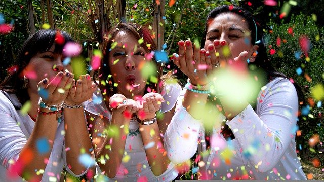 友だちが運んでくる幸せ