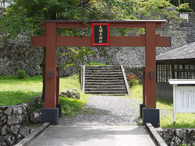 山梨：夫婦木神社