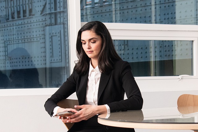 レベルの低い職場で働き続けるときのスピリチュアルな対処法