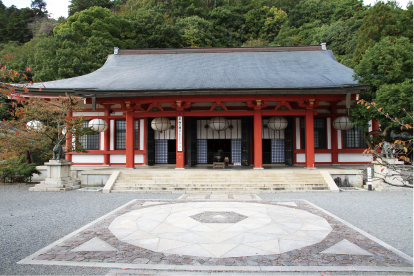 京都にある鞍馬寺の護法魔王尊