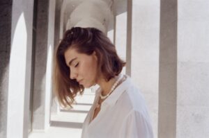 ツインレイ男性がもたらす嫉妬や孤独と向き合う