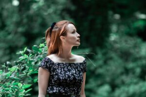 ツインレイ男性の周りの女性のせいで不安な時の対処法