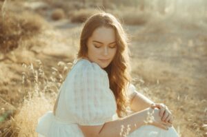 左胸のチクチクがツインレイのせいなら耳鳴りがする