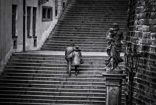 60代で再会した昔の恋人と復縁する方法