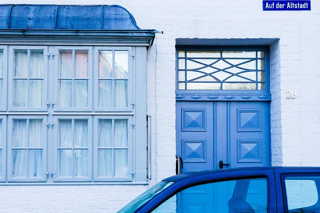 家の玄関や職場に飾る