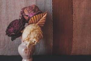 一緒にいると運気が下がる人を引き寄せるのは好意を持たれているから