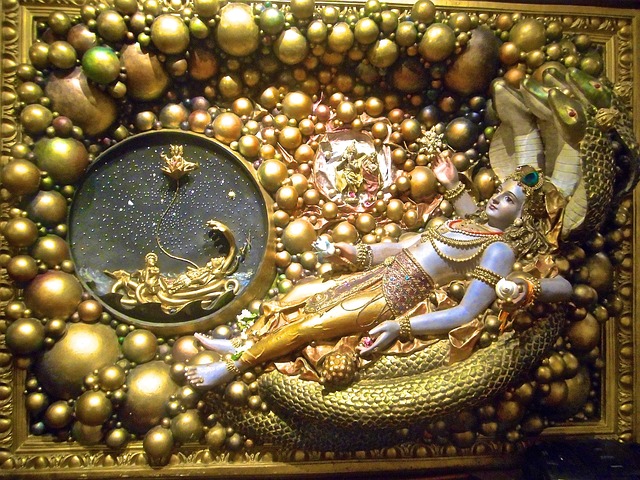 クリシュナと戦争の神インドラ