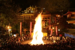 祐徳稲荷神社のお焚き上げ