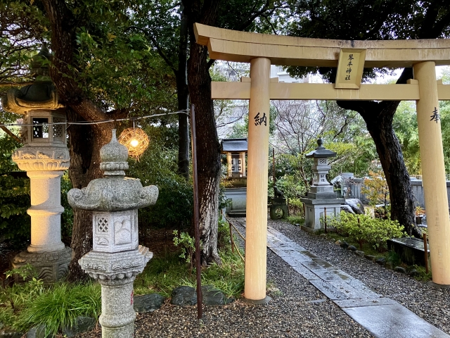 雨の日の神社参拝で語られる意味と心の変化